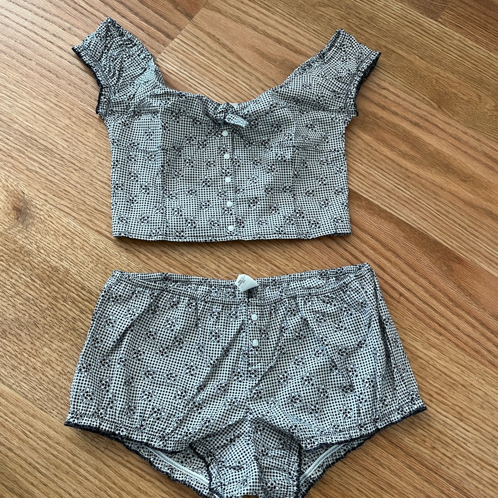 Frankie’s bikinis set